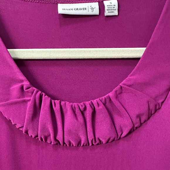 SUSAN GRAVER Solid Dark Pink / Purple Liquid Knit 3/4 Sleeve Top, Small, GUC - Picture 7 of 10